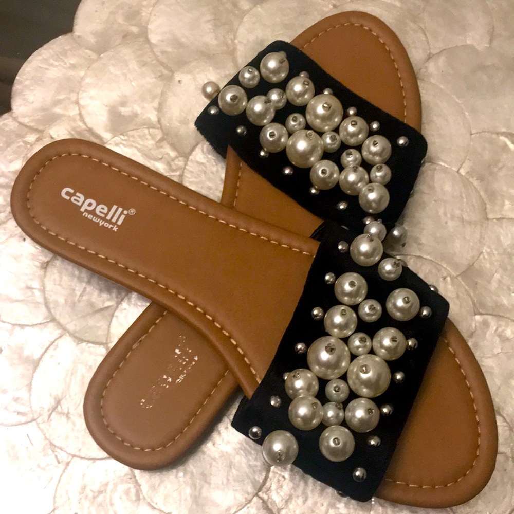 BUBBLE PEARL & BLACK SUEDE SANDALS - Picture 6 of 8
